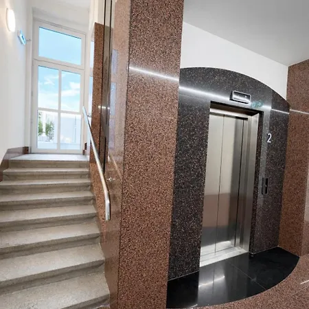 Quiet & Modern Absolute Flat With Terrace 아파트 브라티슬라바